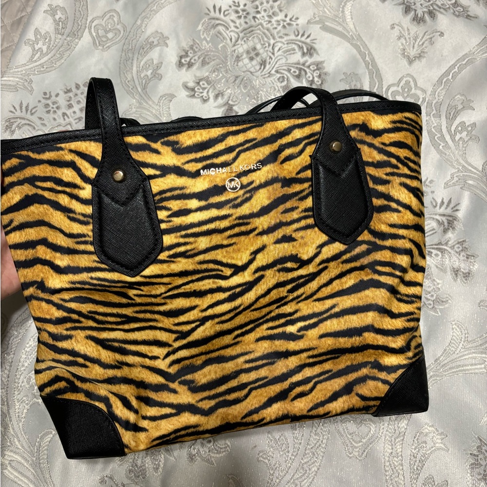 NWT Michael Kors purse